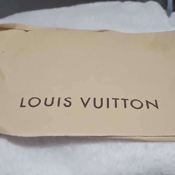 Louis Vuitton Brown and Tan Monogram Pouch - Picture 3 of 4